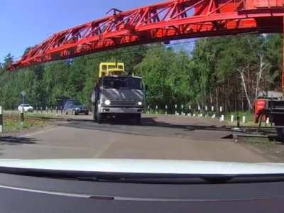 WCGW if I drive under a train