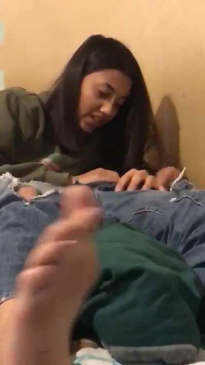 Desi college girl sucks BWC in front of roommates (sound on)