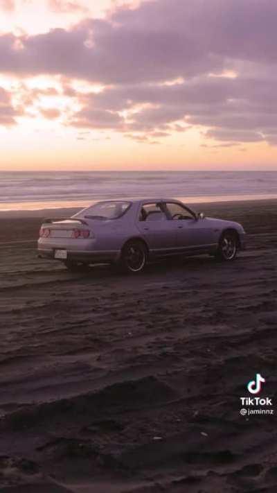 Saw this r33 on TikTok but it looks very strange for some reason, especially from the rear. Does anyone know if it's a different variant of r33 or if it's got a kit on it?