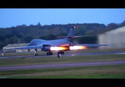 Fire Breathing Ear Bleeding B-1 Departure RAF Fairford 2021 🇬🇧 🇺🇸