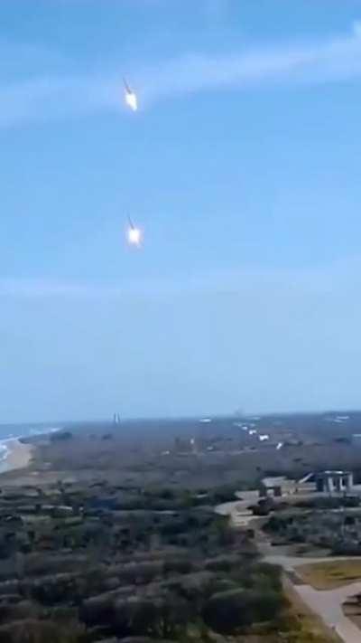 Spacex rockets landing back on earth