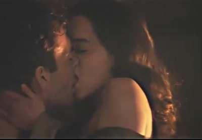 Emelia Clarke kissing with tongue