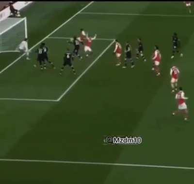 Commentator predicts arsenal's comeback at 2-0 down.