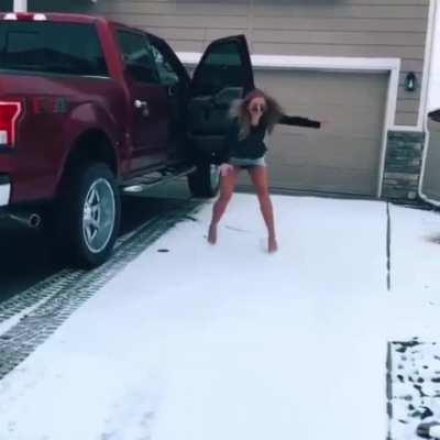 HMC while I walk on snow with heels on