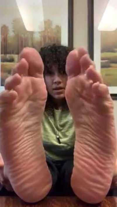 F00tvibez tease clip 👣😍