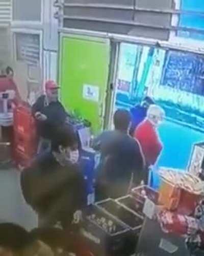 Brutal supermarket fight.