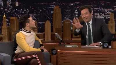 never touch jimmy fallon's hand