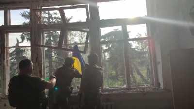 Ukraine forces liberate village of Blahodatne!!