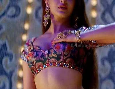 Aishwarya Rai Hot navel