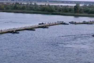 Ukrainian Armed Forces demonstrating how pontoon bridge crossing is actually done