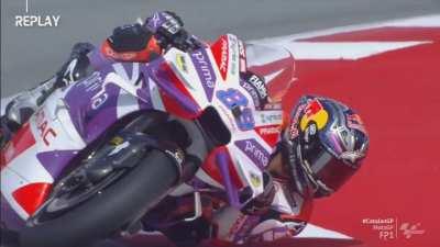 Jorge Martins ridiculous lean at Catalunya Moto GP...