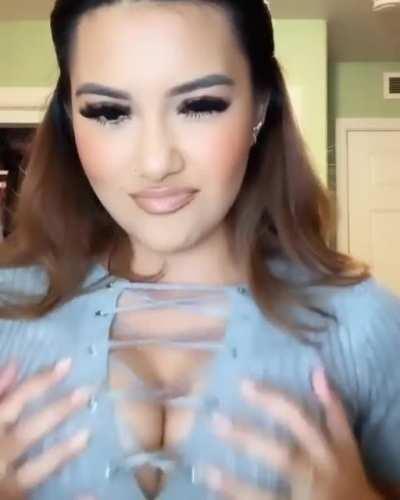 pretty bitch always makes me cum hard