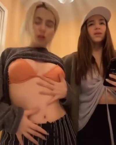 Requested vid of her amazing boobs and belly😝😍😝😍