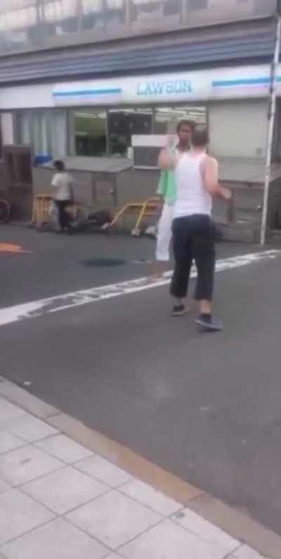 Racist Brit and Pakistani fight on a Japanese street