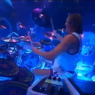 Having an experienced drum technician is important. Tools Danny Carey doesn’t miss a beat and the audience never knows.