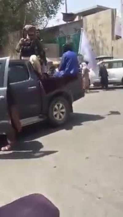 Brave Afghan women continue their protest against the restrictions imposed on them despite being threatened by armed Talibani men.