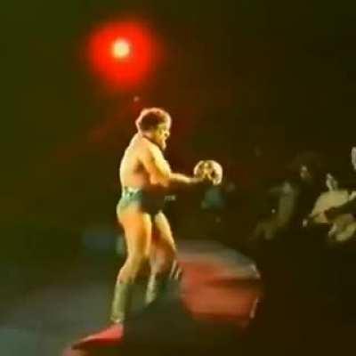 Soviet circus acrobat, Valentin Dikul, performing his power juggling act in 1985. The sphere balls weighed 88 lbs (40 kg) each.