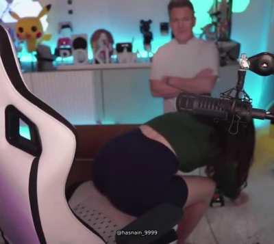 All the thicc moments from today's stream