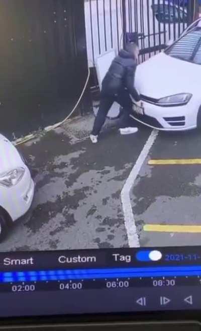 WCGW forgetting to put the handbrake on