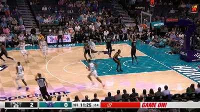Highlight] Incredible Giddey inbound pass for a dunk (h/t  Pale-Letterhead-9503) : r/nba