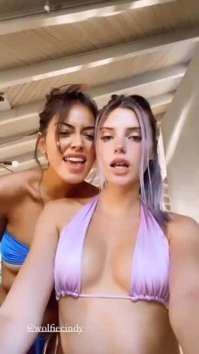 Sexy Bikinis With Cindy
