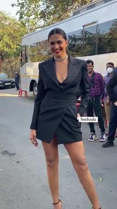 Deepika's got the look!