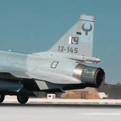 JF17 landing during anatolian eagle exercise [video]