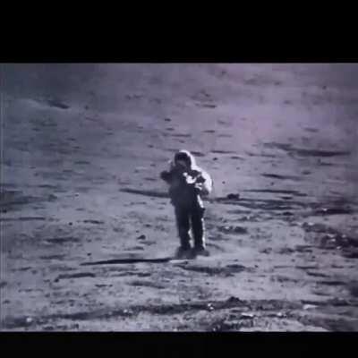 Funny footage of Apollo astronauts falling on the surface of the moon.(this video has been sped up 2x)