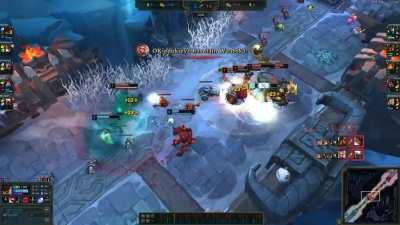 Malphite gets a beautiful 5 man ult in ARAM