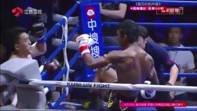 Buakaw in slow motion