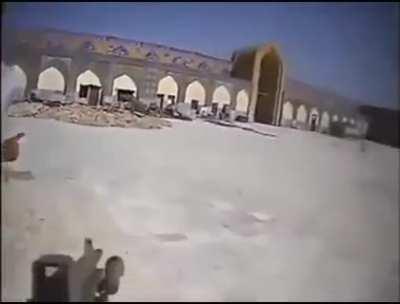 US and Iraqi forces engage Mahdi Army under Muqtada al-Sadr at the tomb of Imam Ali, Najaf 2019