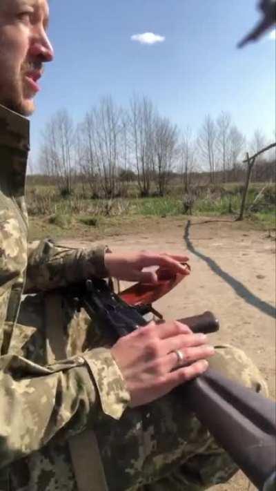 &quot;Red Viburnum&quot; song perfomed by the Ukrainian defender of 72th Mechanized Brigade