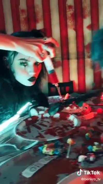 Kinda creepy but so fucking cool