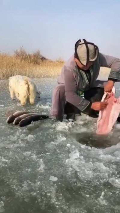 The way this guy is fishing