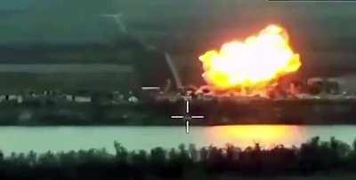 Russian forces using FAB-1500M-54 Glide bomb on right bank of the Dnieper.