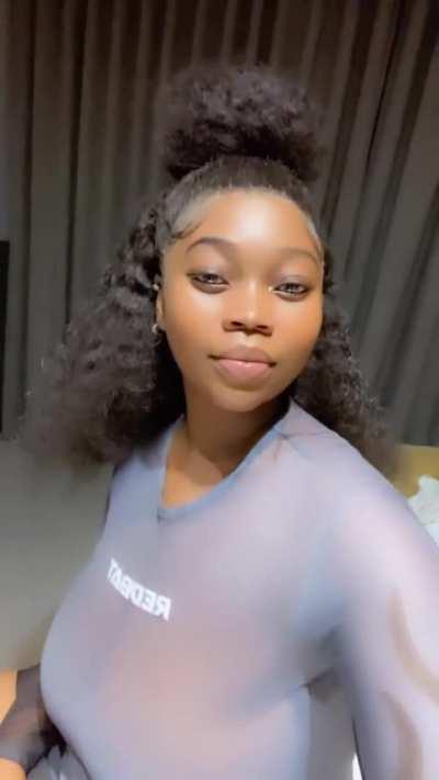 HER EYEZ👸🏾