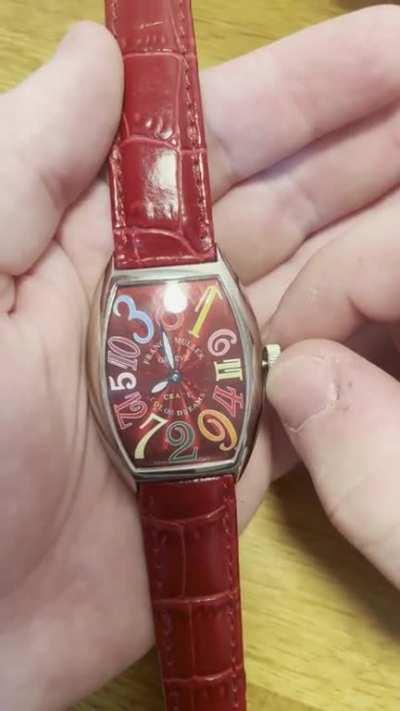 The hours on this watch are out of order, but the hour hand compensates!