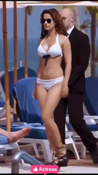 Kangana in bikini