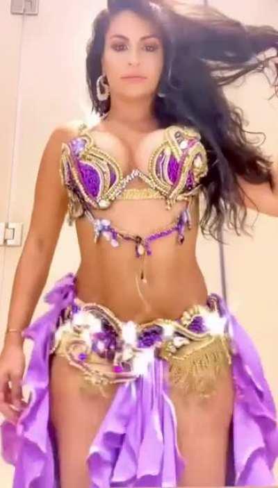 Cristina Davila Belly Dancer