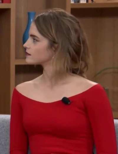 Emma Watson has the most fuckable face