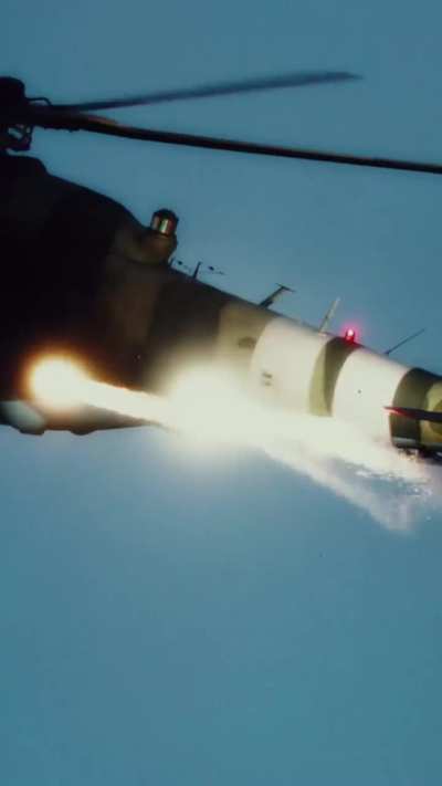 At the beginning, you can see how PPI-26 cartridges (false thermal targets) are loaded into the ASO-2B cartridge, then the 