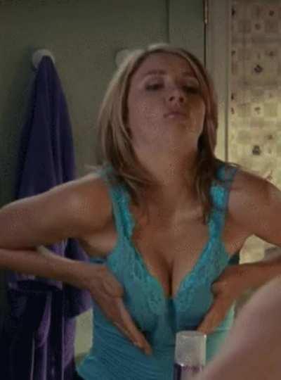 Sarah chalke