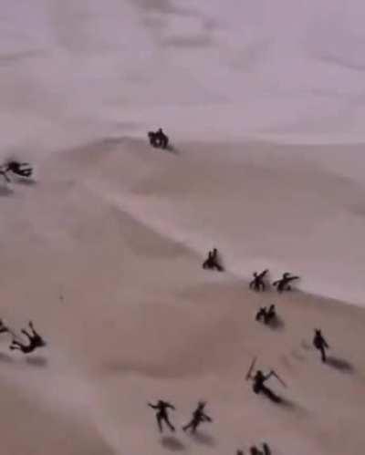 Drawing a battle in the desert