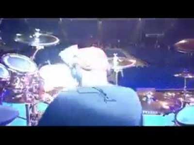 (Ok guys so this is the last video) Neil peart soundchecking subdivisions