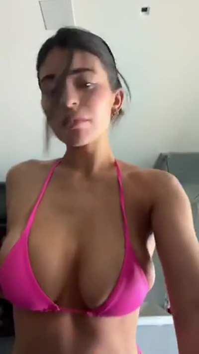 Kylie sexy bikini TikTok (deleted)