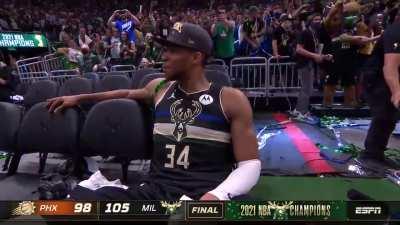 [Highlight] Giannis sitting on the chair, crying