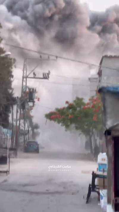 Airstrike hits a house in Gaza City, presumably after a warning procedure