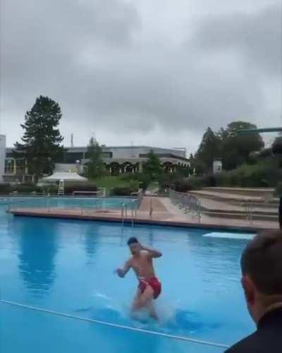 WCGW fucking with this springboard