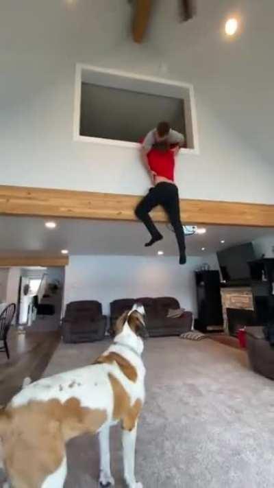 Guy and his friend figure how to get upstairs !