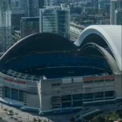 This stadiums roof